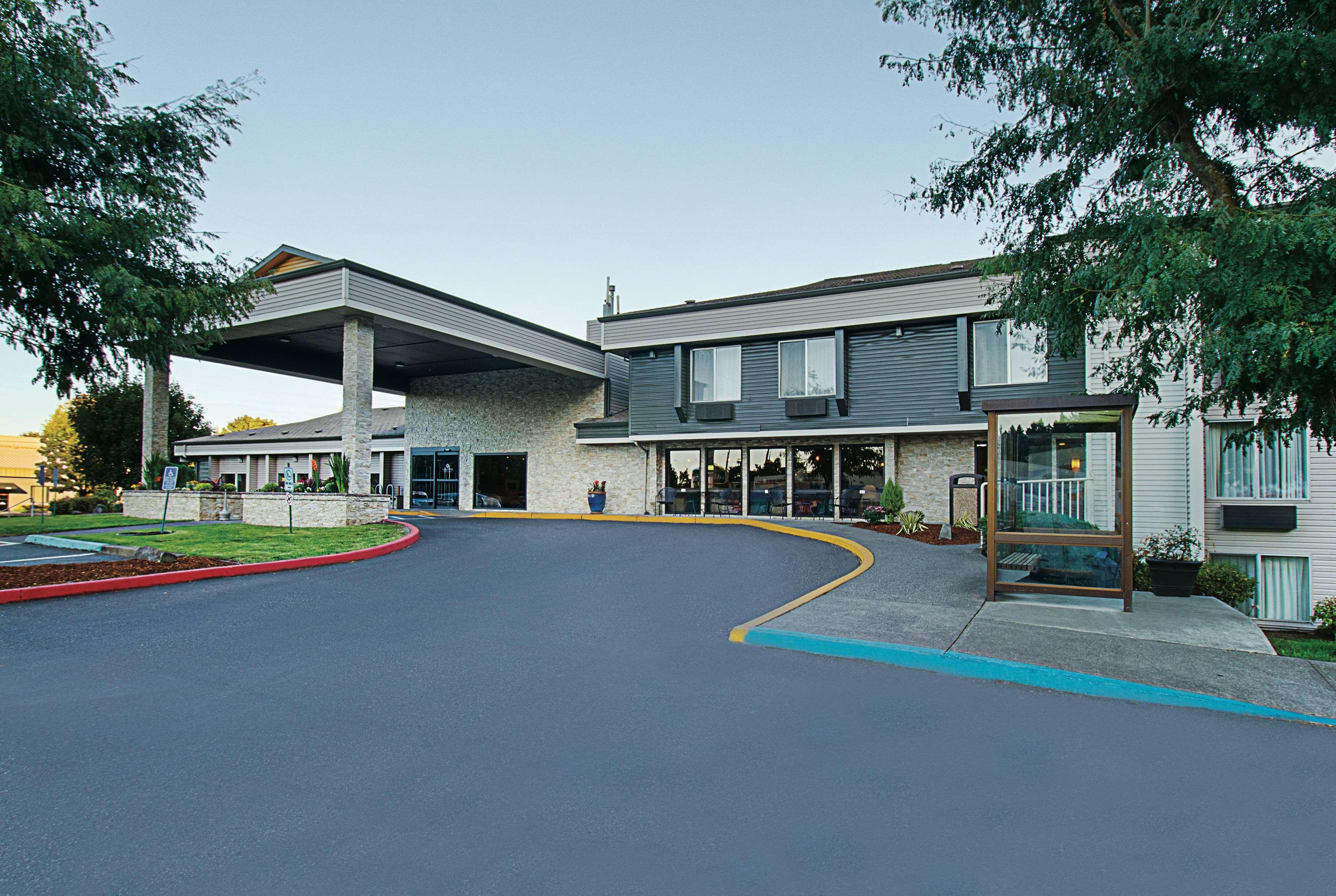 La Quinta By Wyndham Portland Nw Hotel Exterior photo