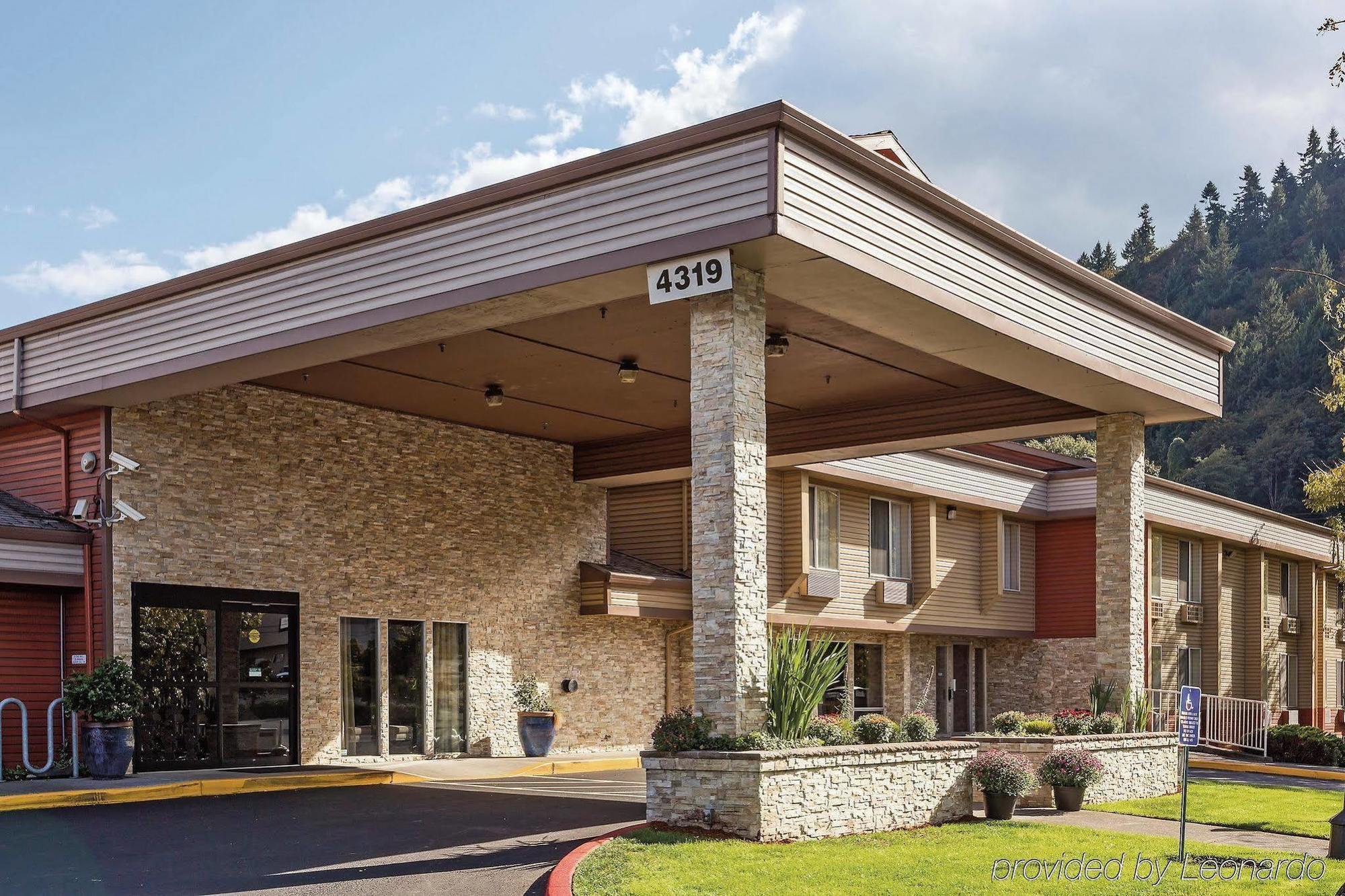 La Quinta By Wyndham Portland Nw Hotel Exterior photo