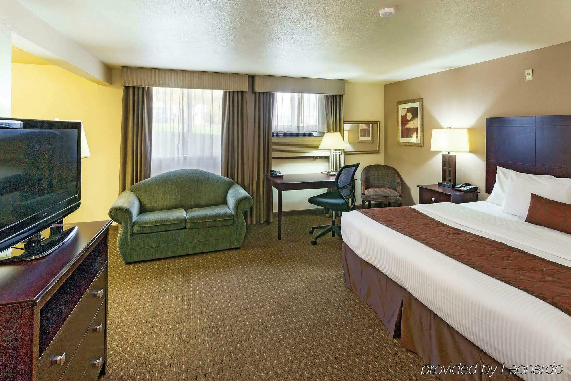 La Quinta By Wyndham Portland Nw Hotel Exterior photo